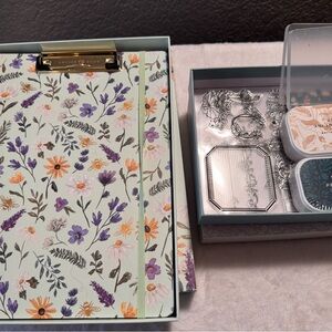 🌿 Archer & Olive (Bundle) Floral Clipboard and 2 Stamp Sets